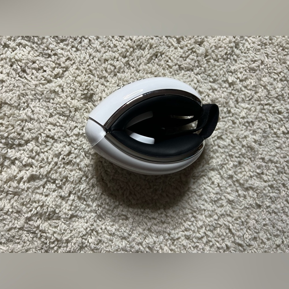 White Eye Massager - Picture 10 of 12